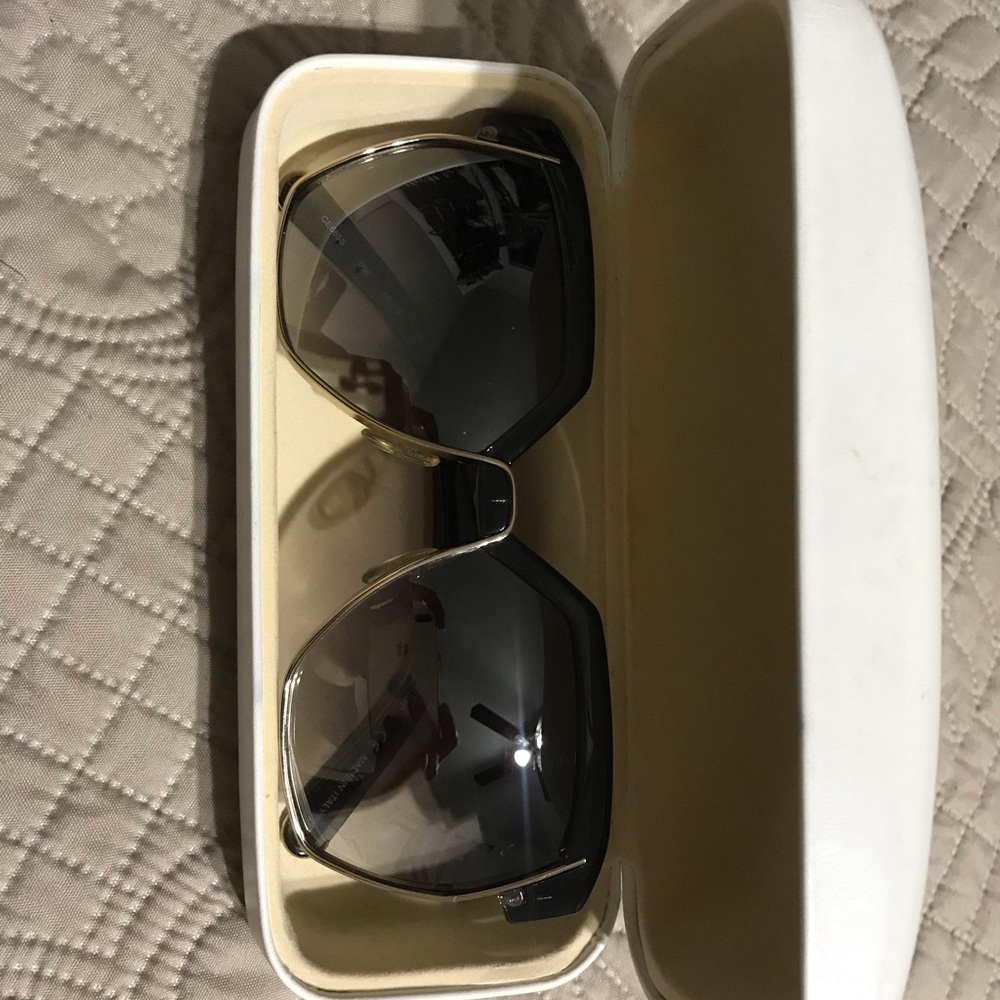 Chloe Sunglasses - Picture 2 of 7